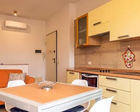 Caprice * דיאנו מרינה